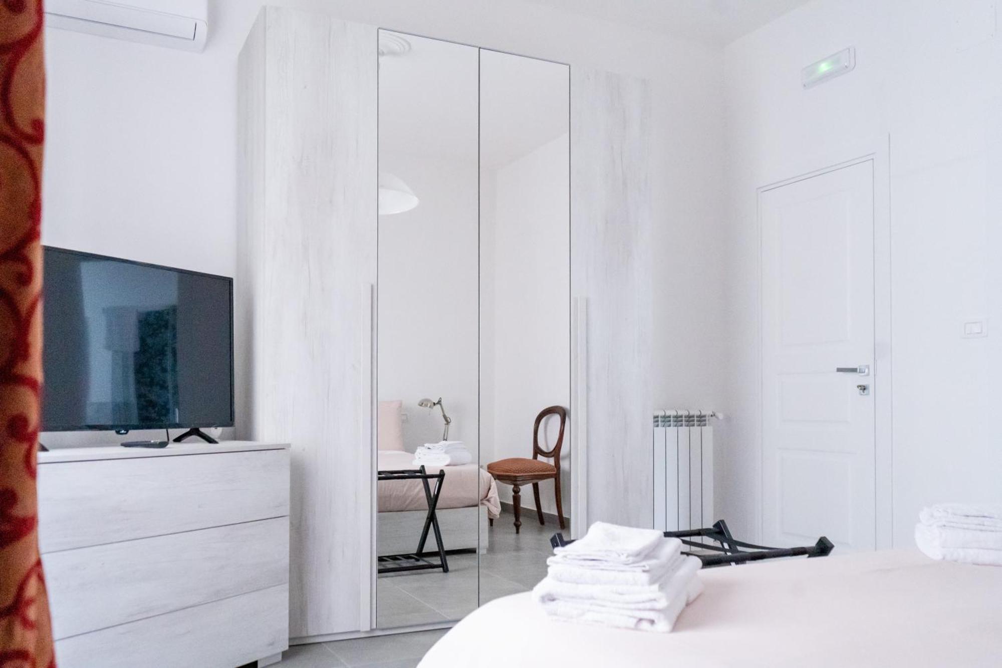 Lemonhouse Apartment Naples Luaran gambar